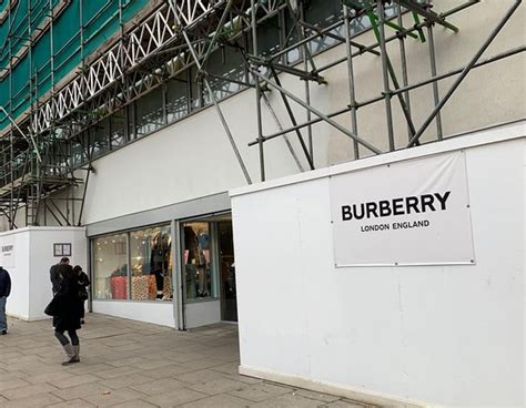 burberry uk factory shop|burberry factory store.